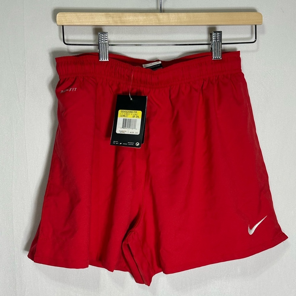NWT Nike‎ women’s red scarlet Classic IV short - small